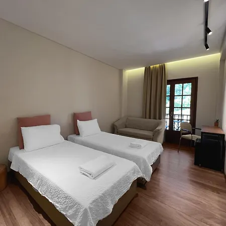 אורחן Viva אואוראנואופולי